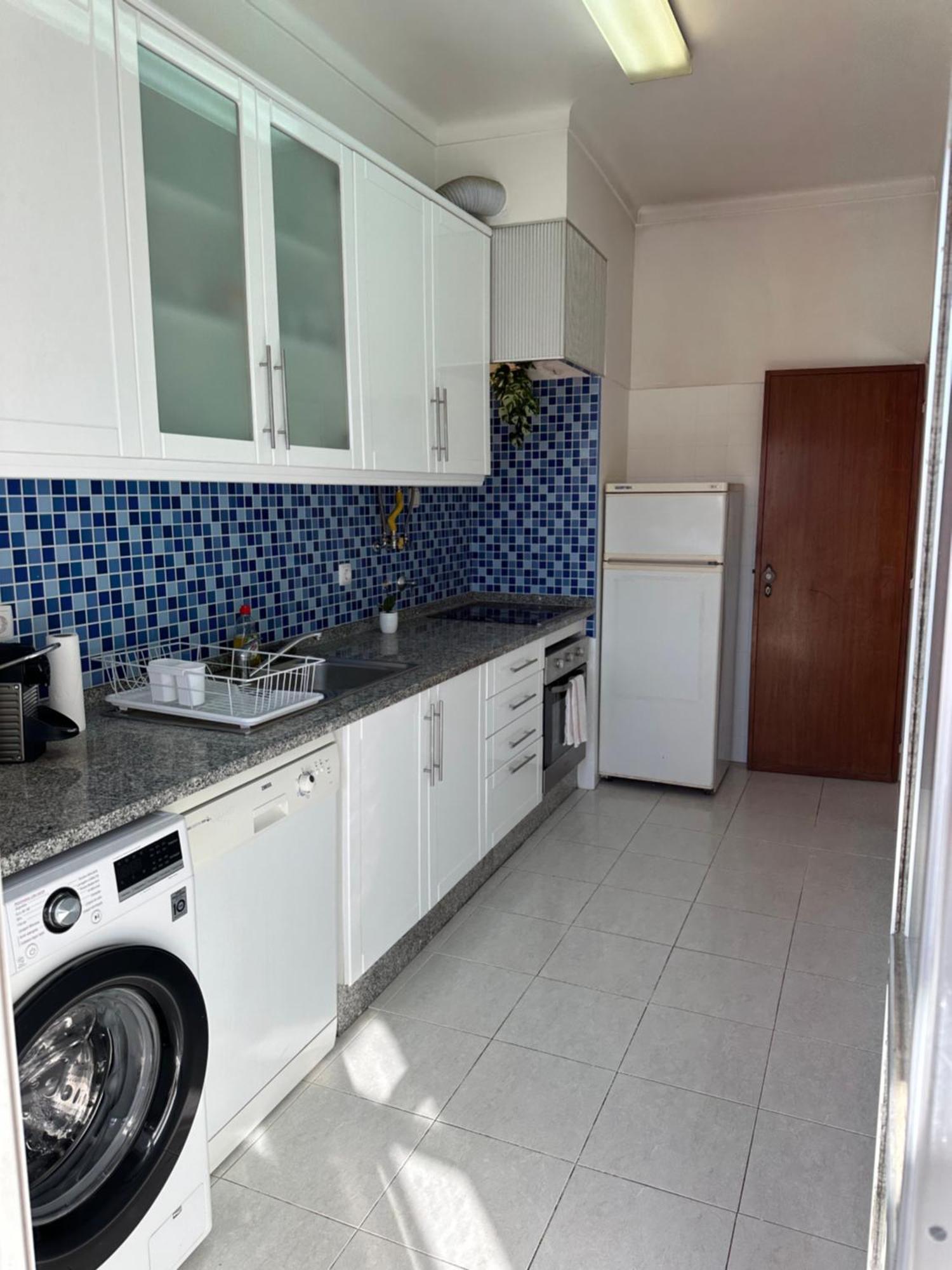 Apartment Bright Spacious 1 Bedroom Lissabon